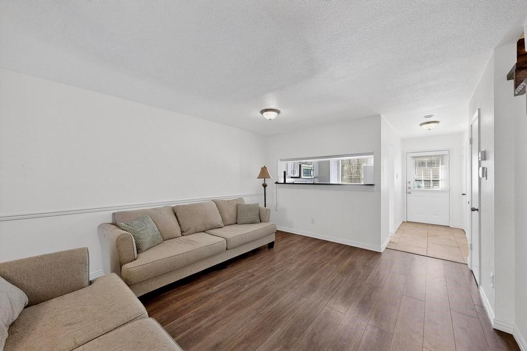 2500 E Park Boulevard U3 Property Photo 8