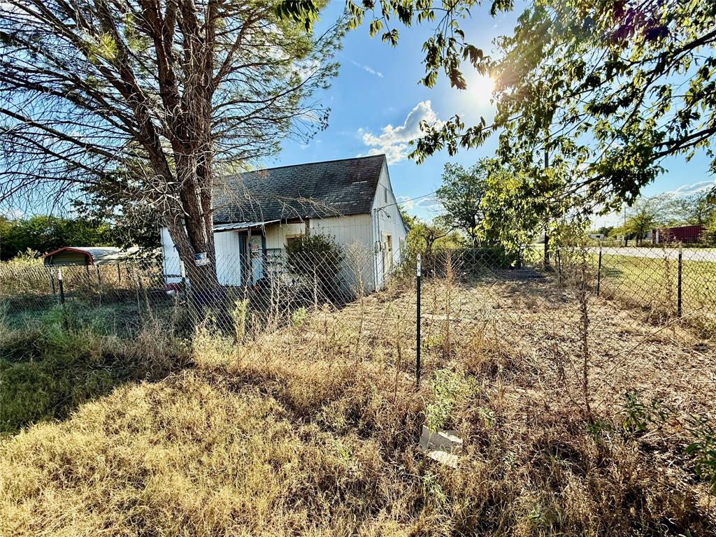 211 Cherry Street Property Photo 2