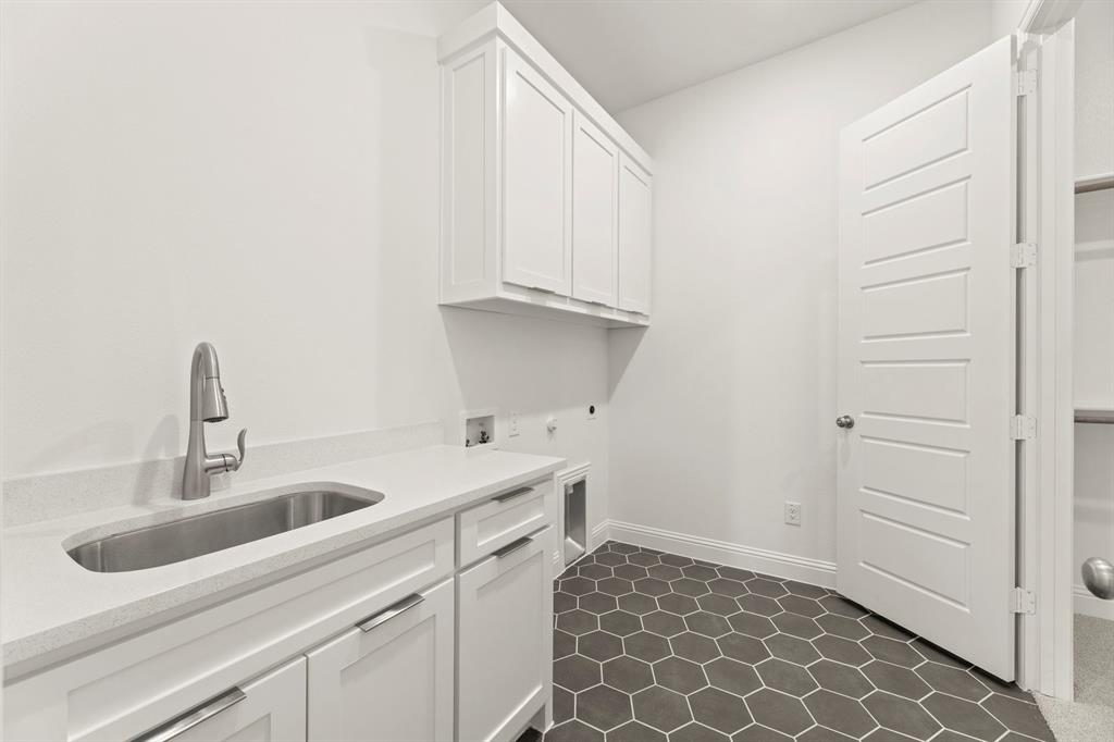 3102 Fisher Road Property Photo 19