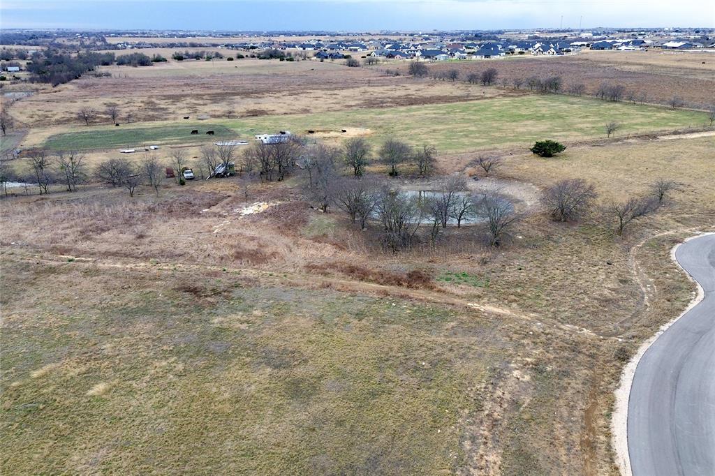 6861 Eagle Creek Property Photo 3