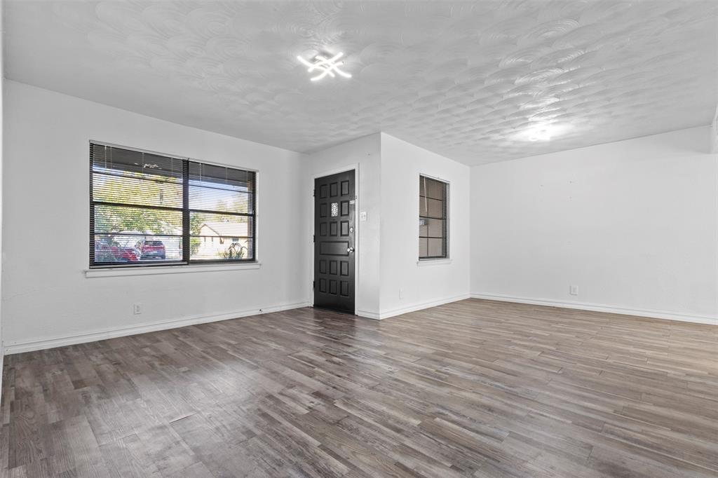 1809 Balla Way Property Photo 4