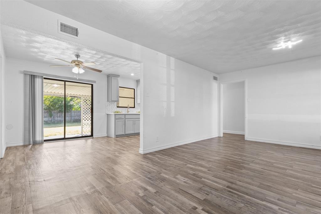 1809 Balla Way Property Photo 6