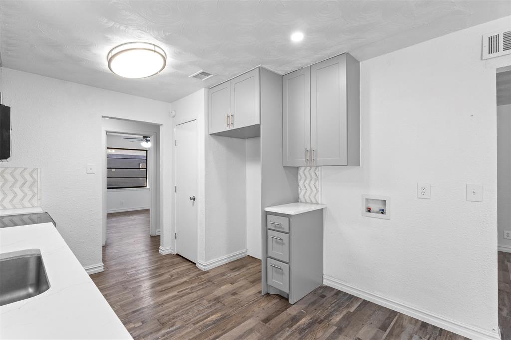 1809 Balla Way Property Photo 10