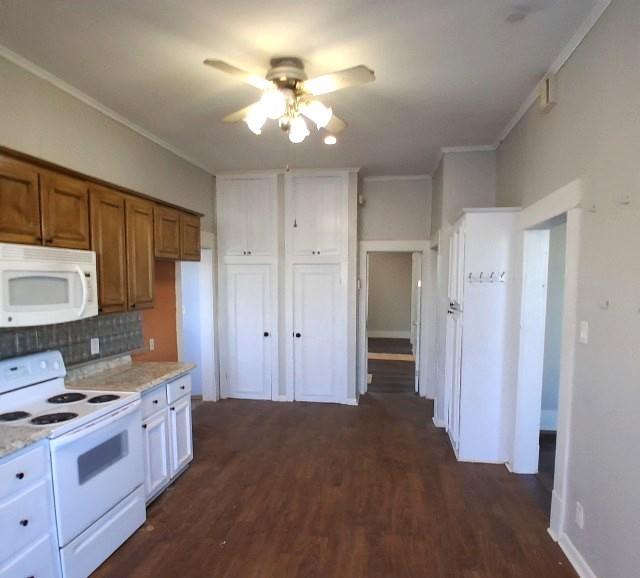 307 E Lowery Property Photo 5