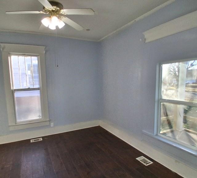 307 E Lowery Property Photo 9