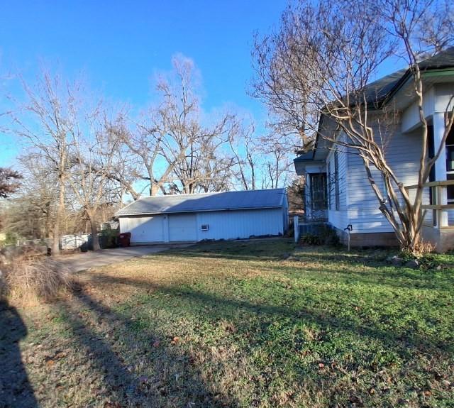 307 E Lowery Property Photo 19