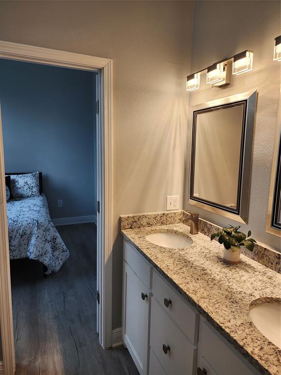 9440 Ferrara Dr. Property Photo 6