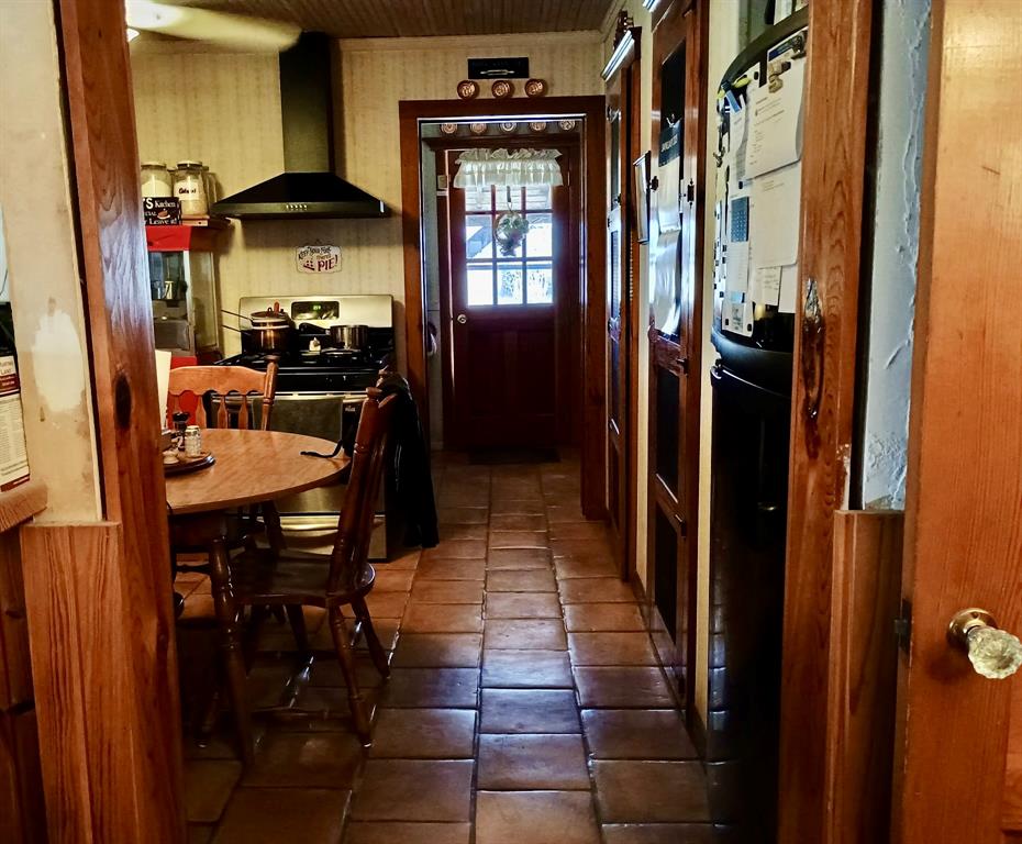 1800 County Road 479 Property Photo 8