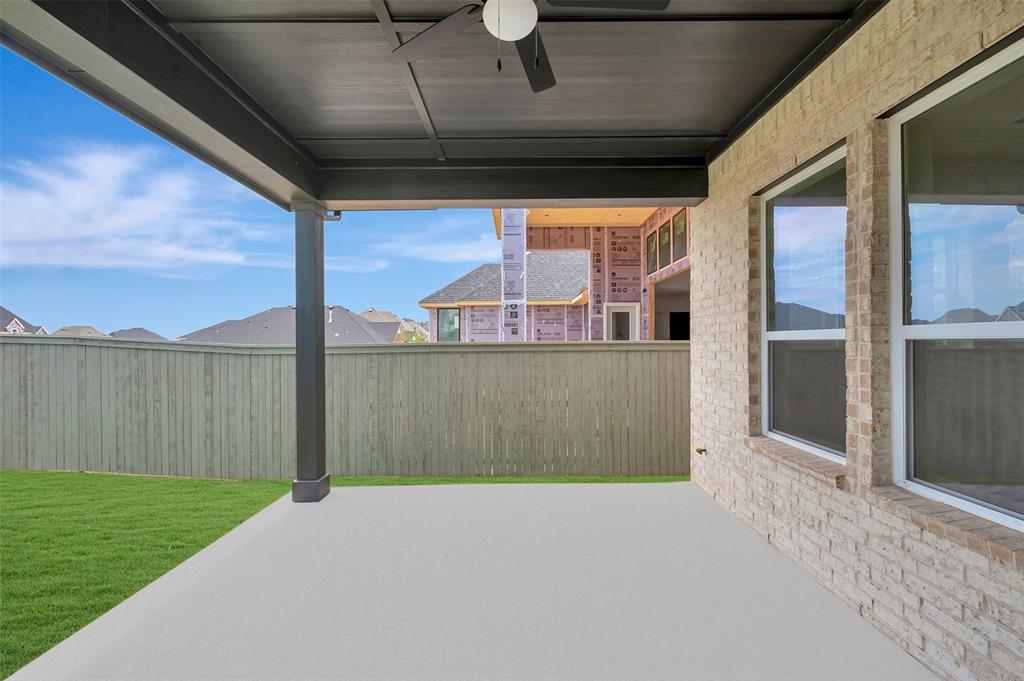 2801 Half Moon Way Property Photo 4