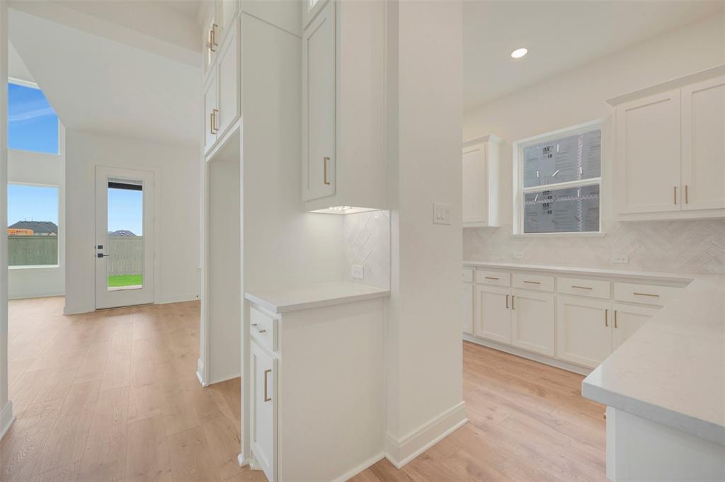 2801 Half Moon Way Property Photo 11
