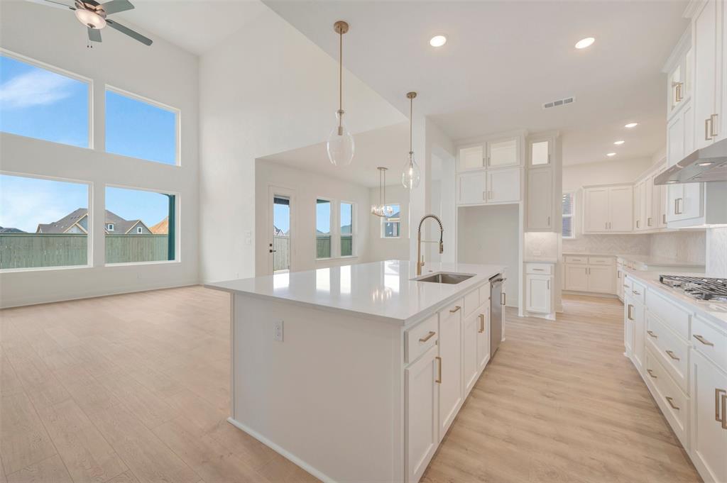 2801 Half Moon Way Property Photo 15