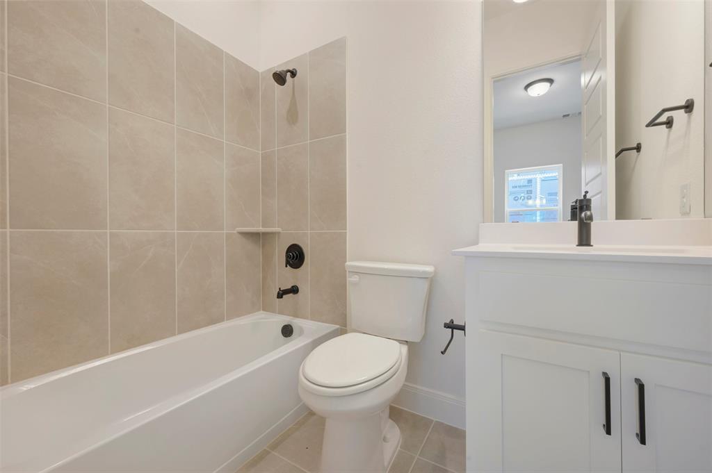 2801 Half Moon Way Property Photo 23