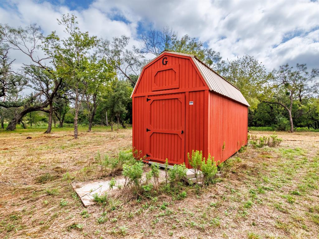 400 Old Comanche Property Photo 19