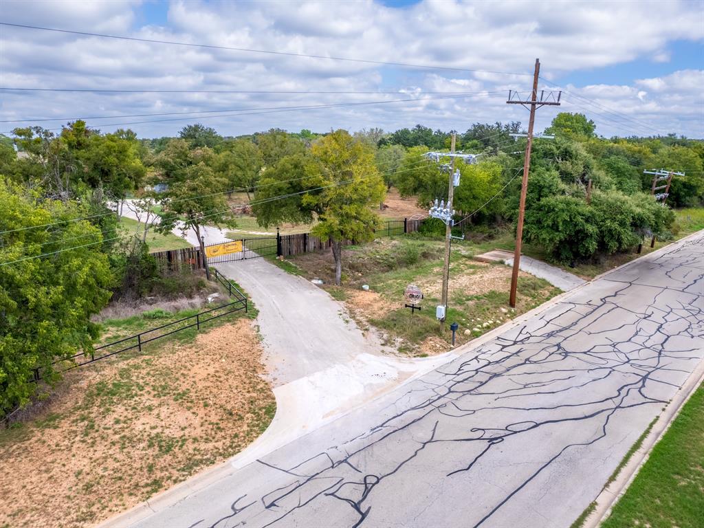 400 Old Comanche Property Photo 27