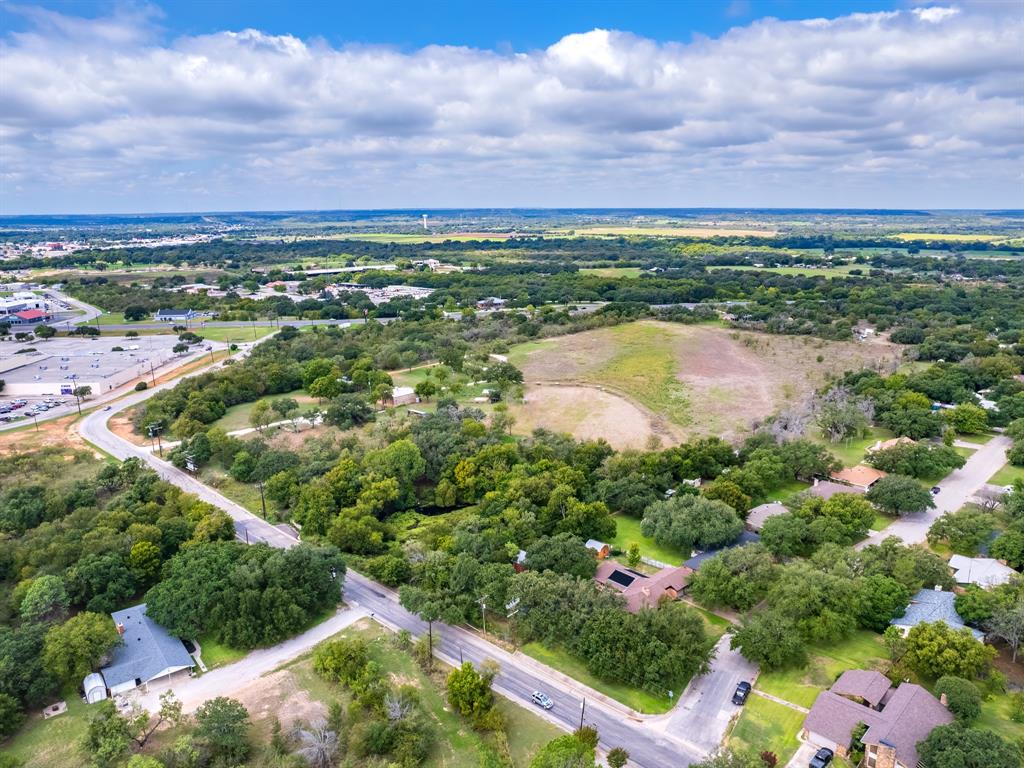 400 Old Comanche Property Photo 35