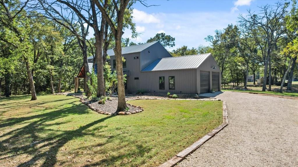 647 County Road 3318 Property Photo 34