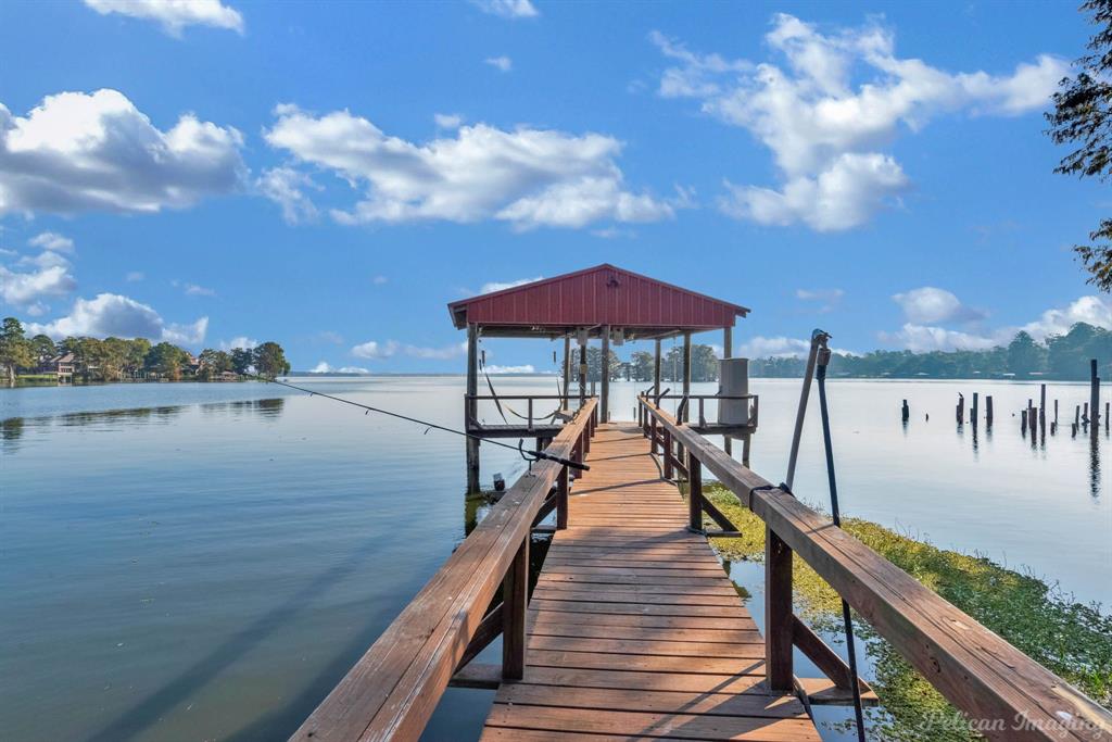 7206 S Lakeshore Drive Property Photo 1