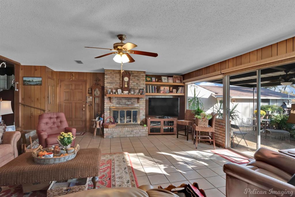 7206 S Lakeshore Drive Property Photo 7