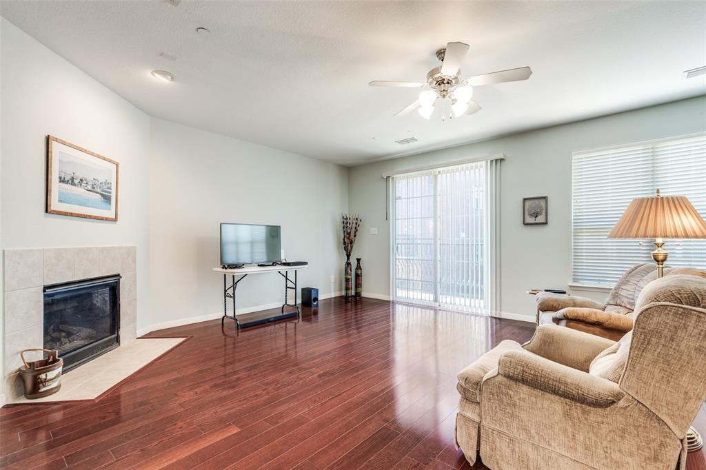 3888 Everwood Lane Property Photo 4