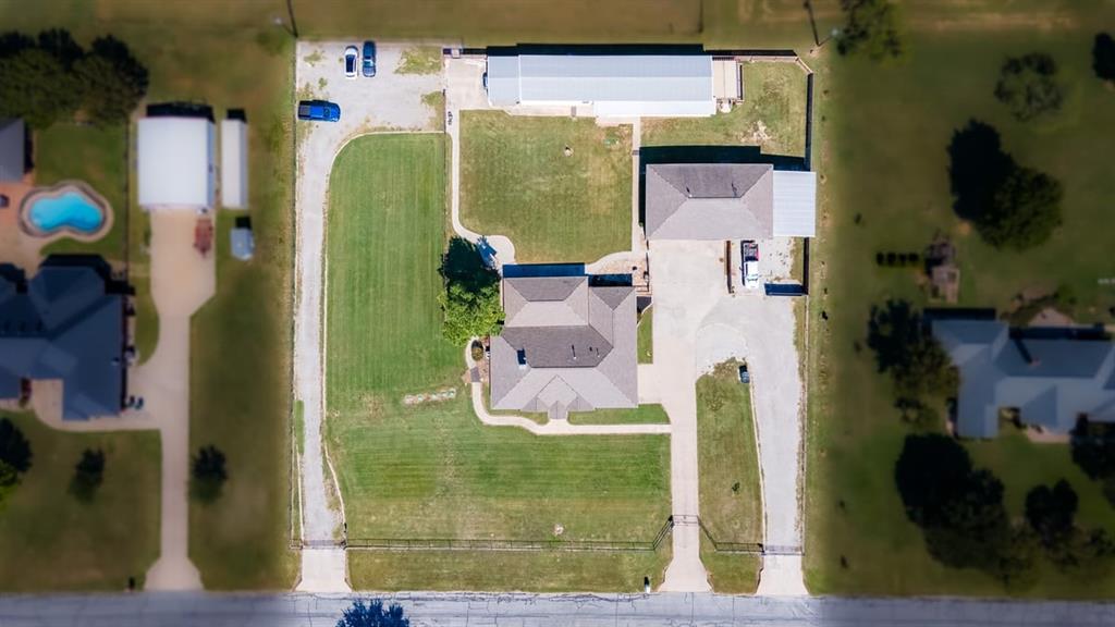 4768 Pebble Creek Drive Property Photo 3