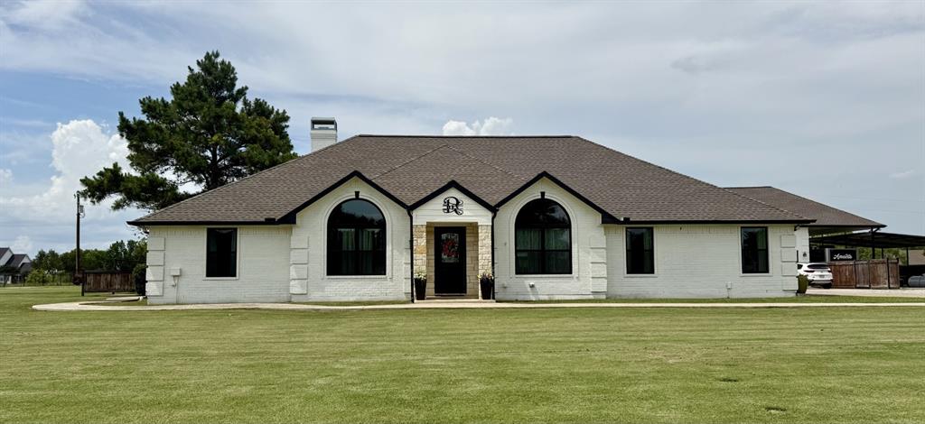 4768 Pebble Creek Drive Property Photo 4