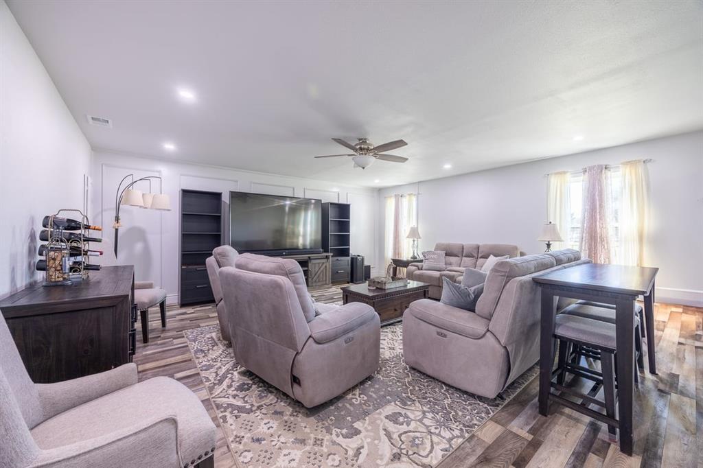 4768 Pebble Creek Drive Property Photo 14