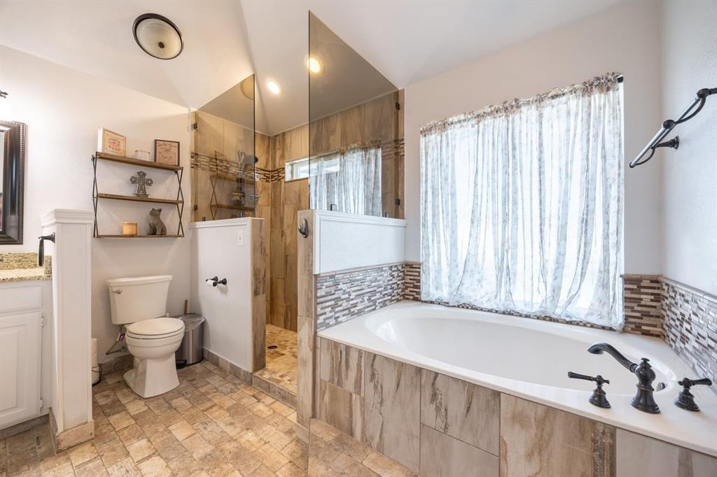 4768 Pebble Creek Drive Property Photo 17