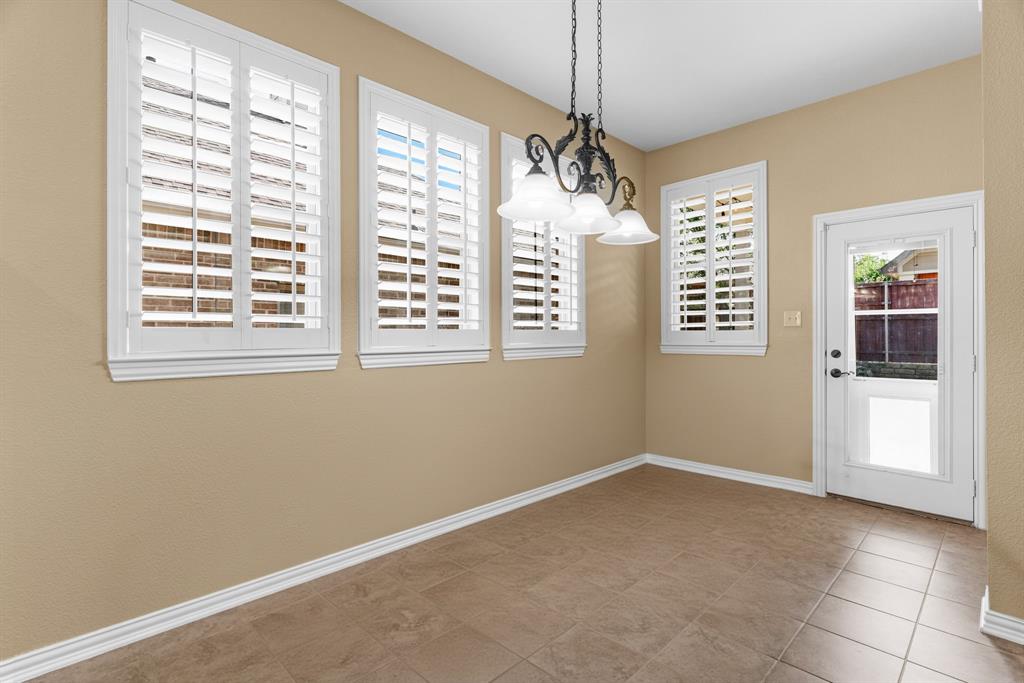 400 Braddock Drive Property Photo 17