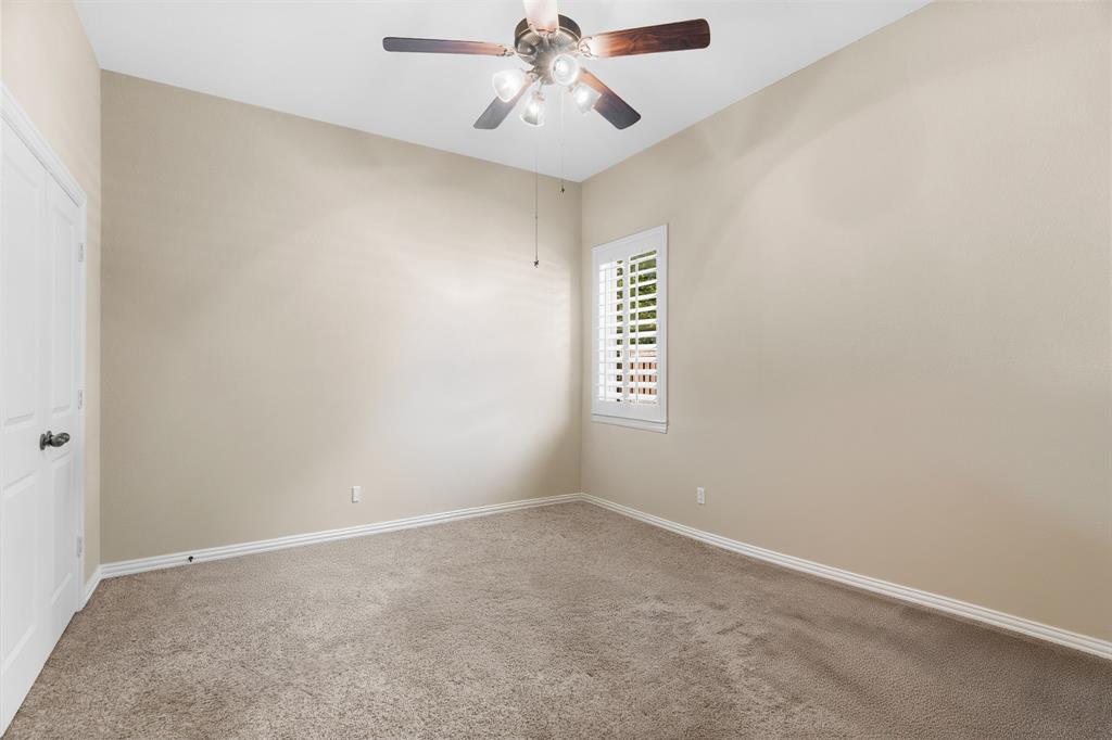 400 Braddock Drive Property Photo 24