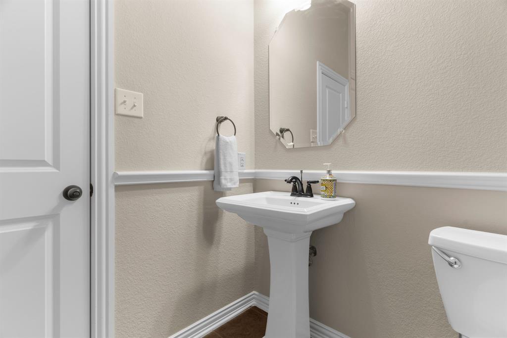 400 Braddock Drive Property Photo 29