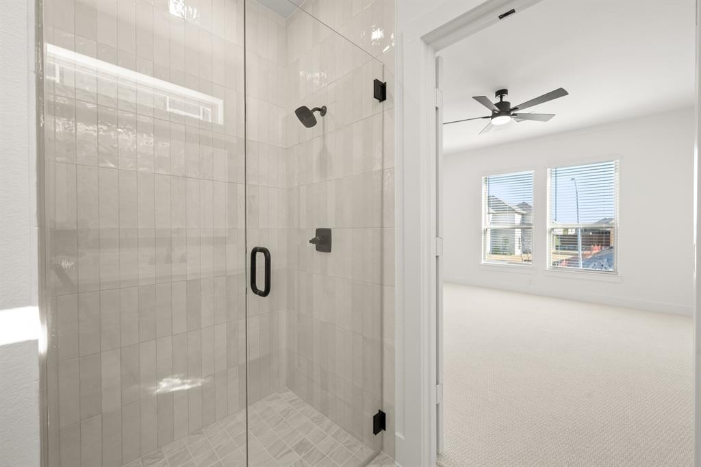 417 Newpark Boulevard Property Photo 7