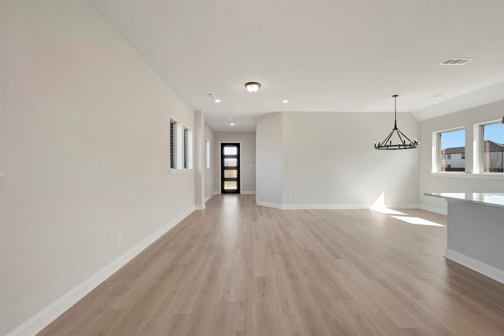 9332 Laurel Wreath Drive Property Photo 11