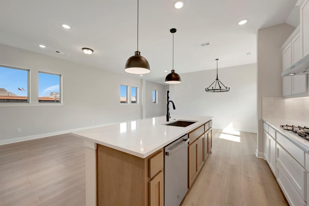 9332 Laurel Wreath Drive Property Photo 16