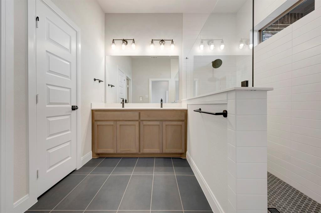 9332 Laurel Wreath Drive Property Photo 24