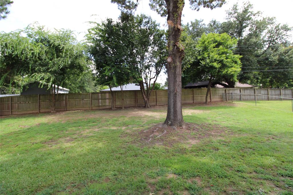 818 E Clinton Property Photo 23