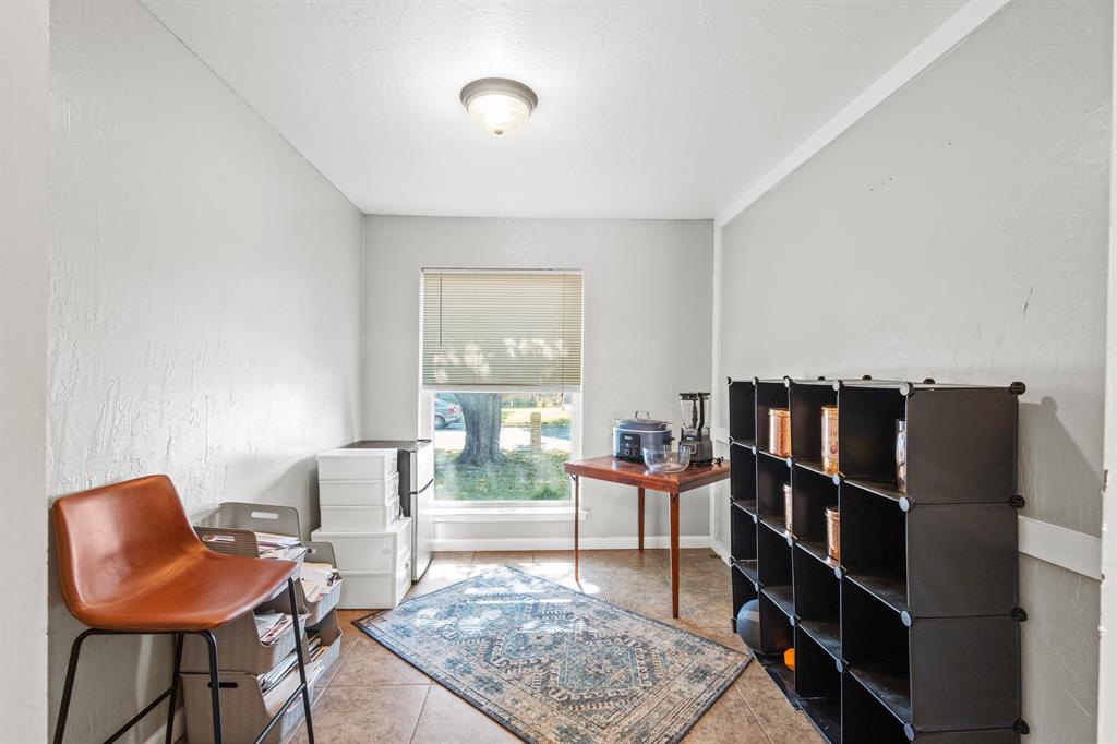6533 Circleview Drive Property Photo 11