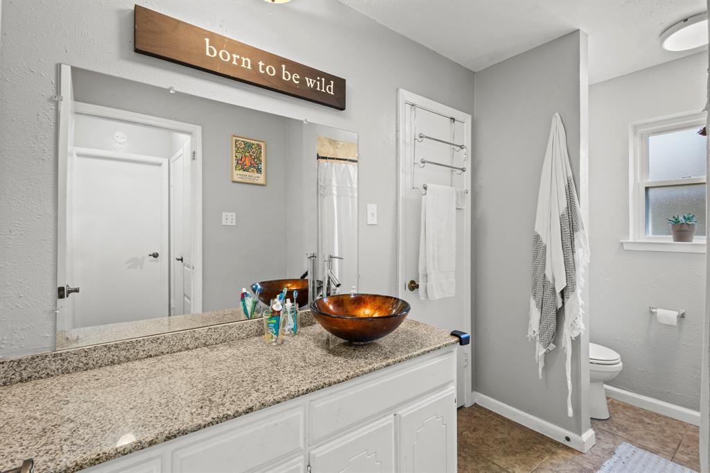 6533 Circleview Drive Property Photo 15