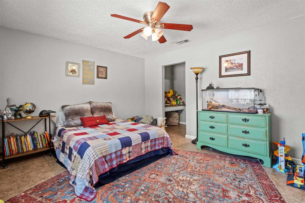 6533 Circleview Drive Property Photo 22