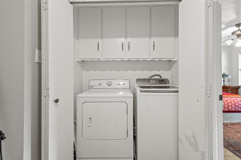 6533 Circleview Drive Property Photo 27