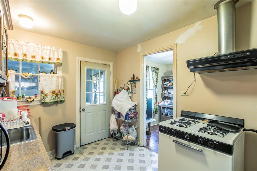 2101 Pine Avenue Property Photo 7