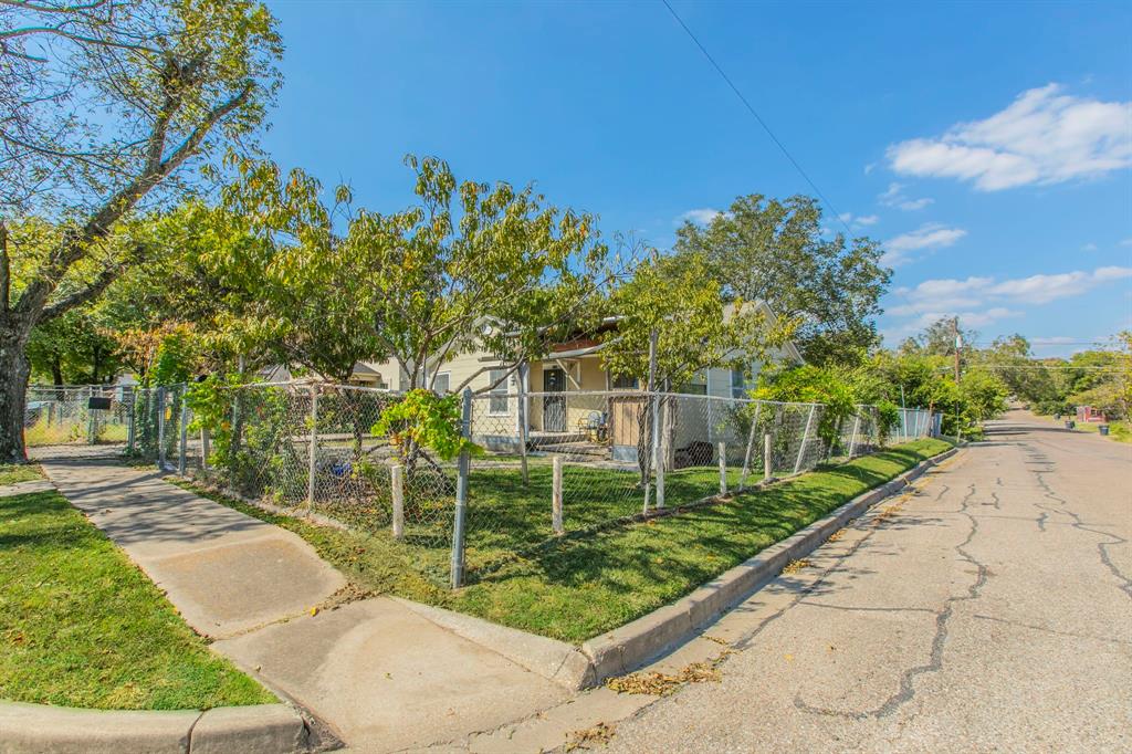 2101 Pine Avenue Property Photo 23