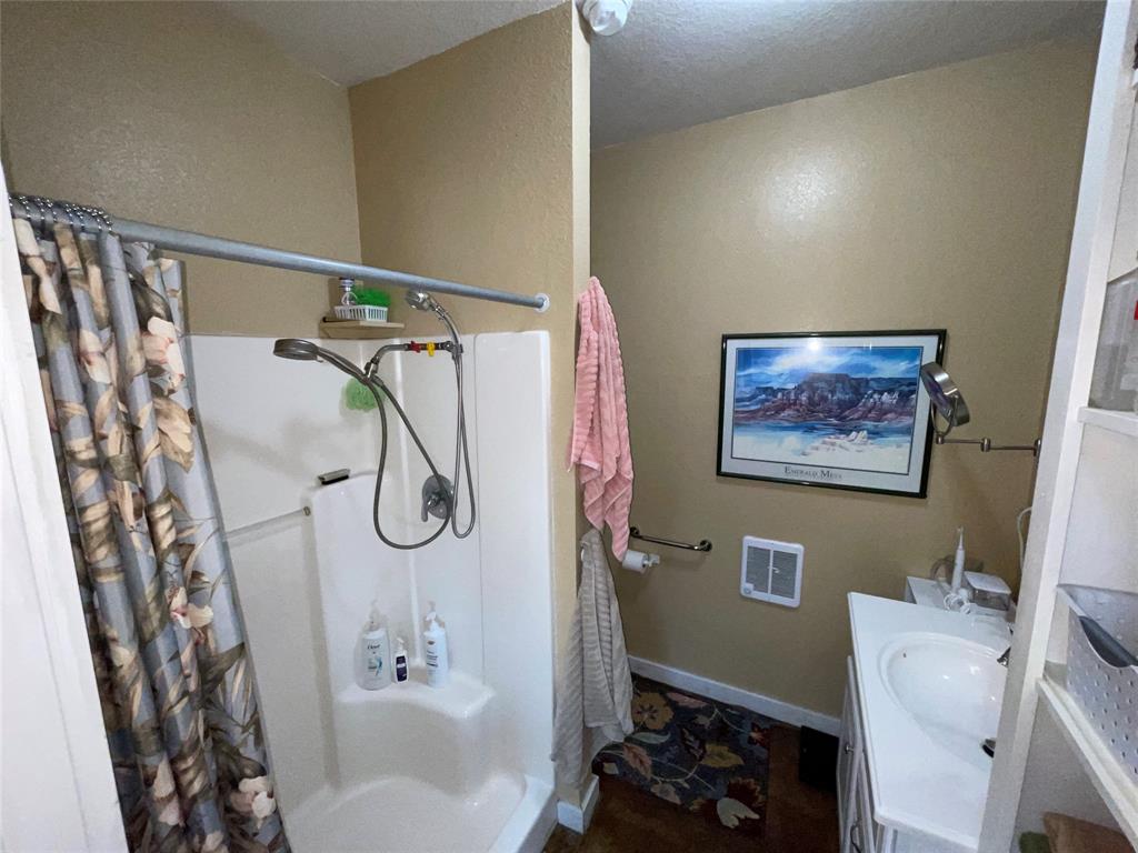 13822 Fm 4 Property Photo 16