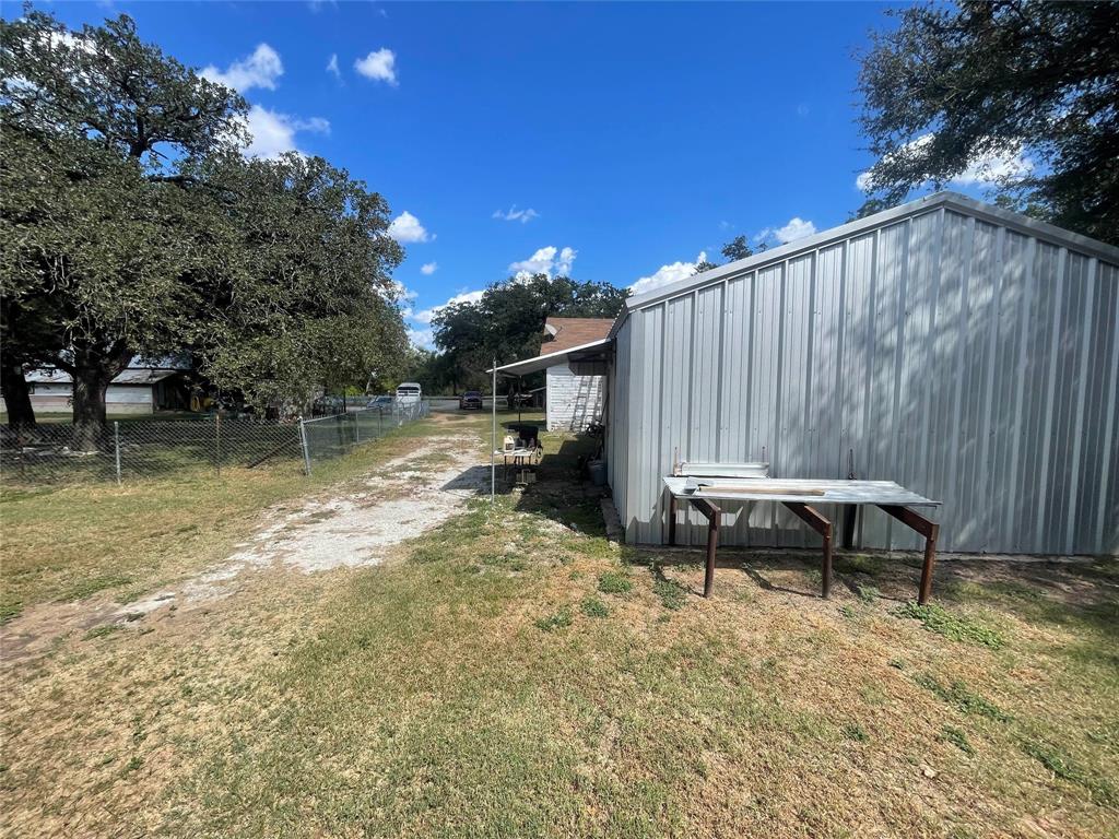 13822 Fm 4 Property Photo 27