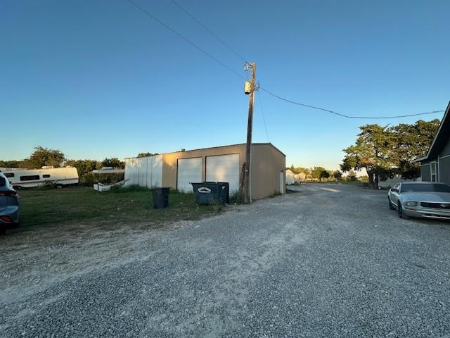 2493 Live Oak Property Photo 1