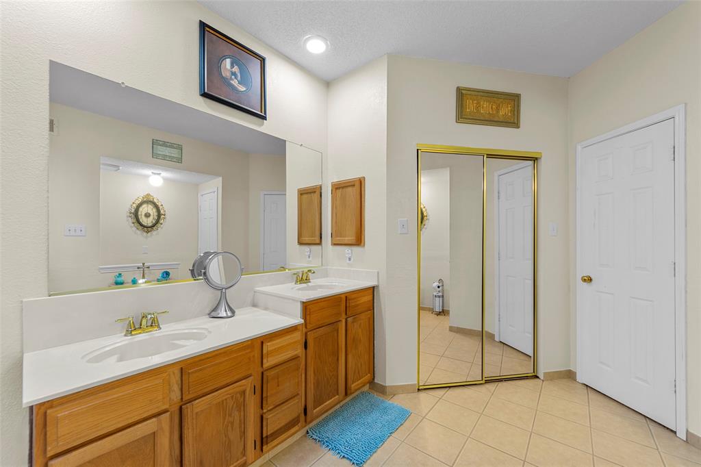 2329 Baretta Drive Property Photo 17