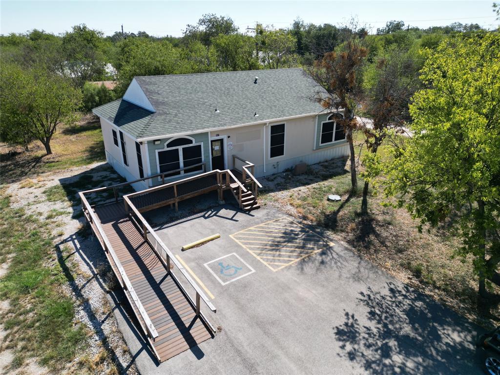501 Peyton Property Photo 2