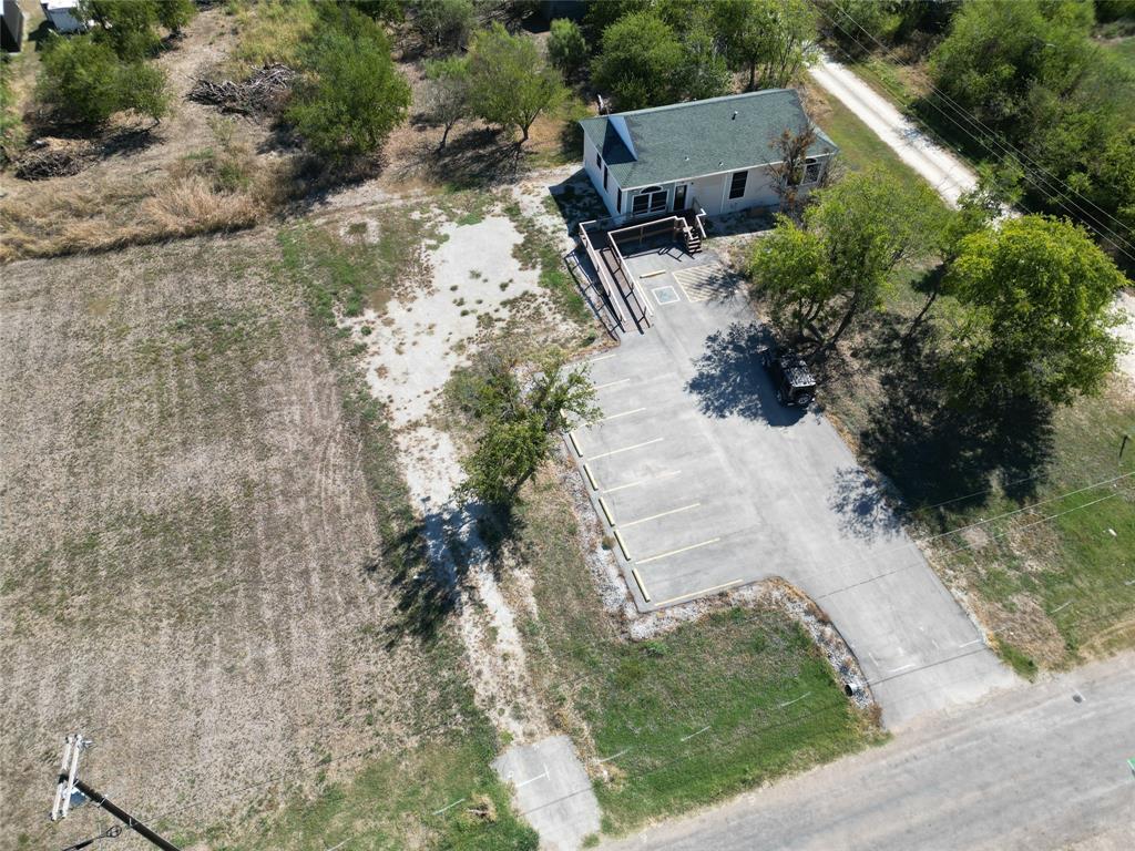 501 Peyton Property Photo 29
