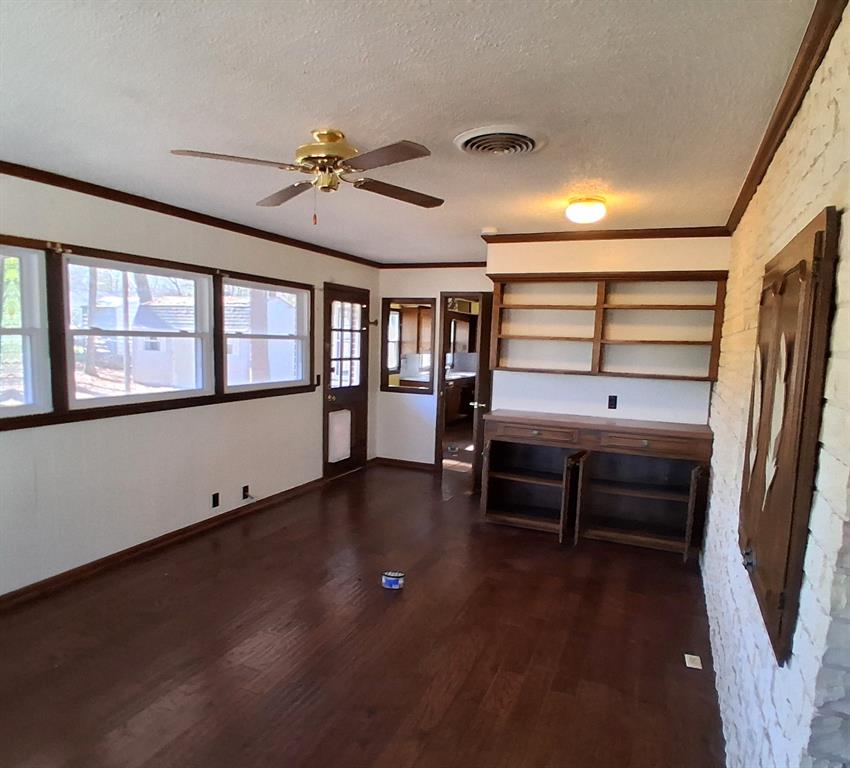 106 Candy Drive Property Photo 5