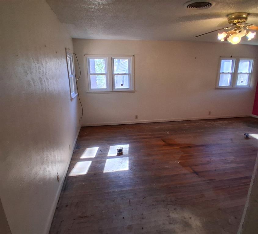 106 Candy Drive Property Photo 7