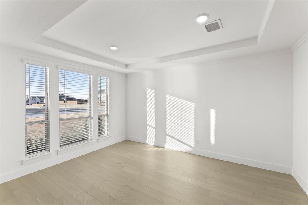 290 Cheyenne Mountain Drive Property Photo 4